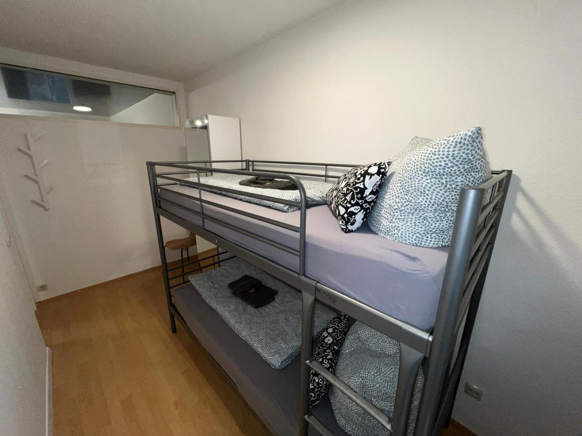 Apartment Humboldt 3 Schlafzimmer,Wifi, Netflix Parken, Terrasse, Klimatisiert, Naehe Zentrum Ена Экстерьер фото