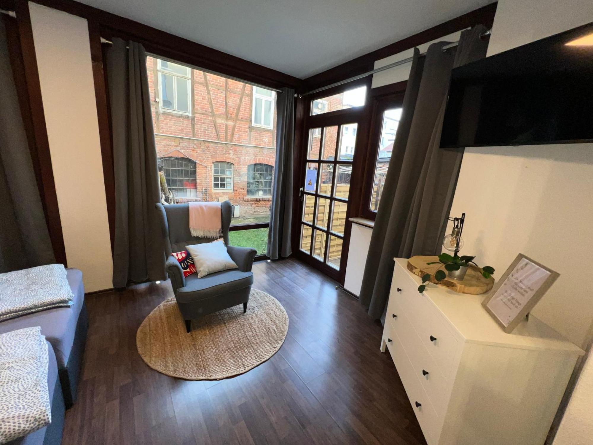 Apartment Humboldt 3 Schlafzimmer,Wifi, Netflix Parken, Terrasse, Klimatisiert, Naehe Zentrum Ена Экстерьер фото