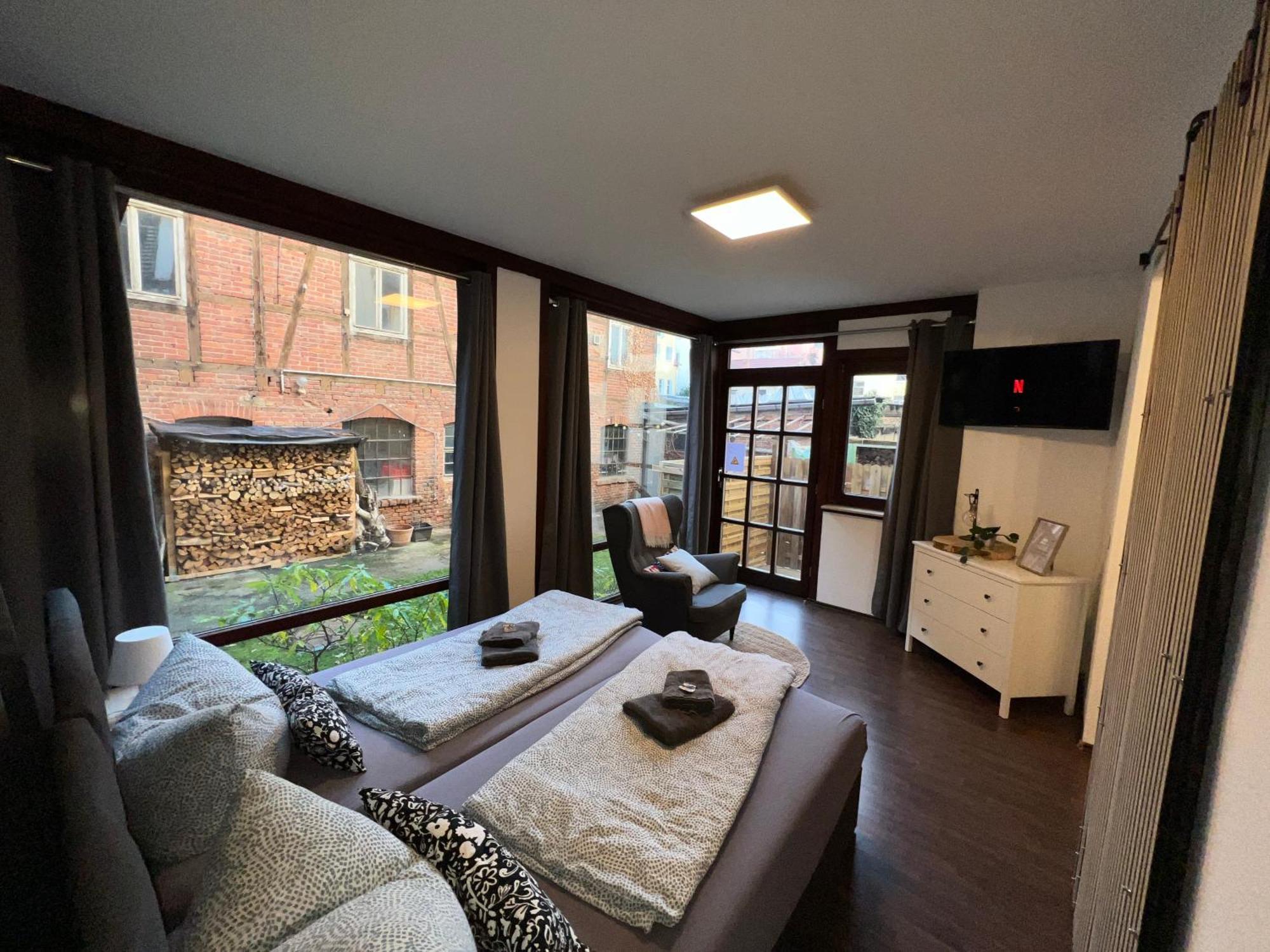 Apartment Humboldt 3 Schlafzimmer,Wifi, Netflix Parken, Terrasse, Klimatisiert, Naehe Zentrum Ена Экстерьер фото