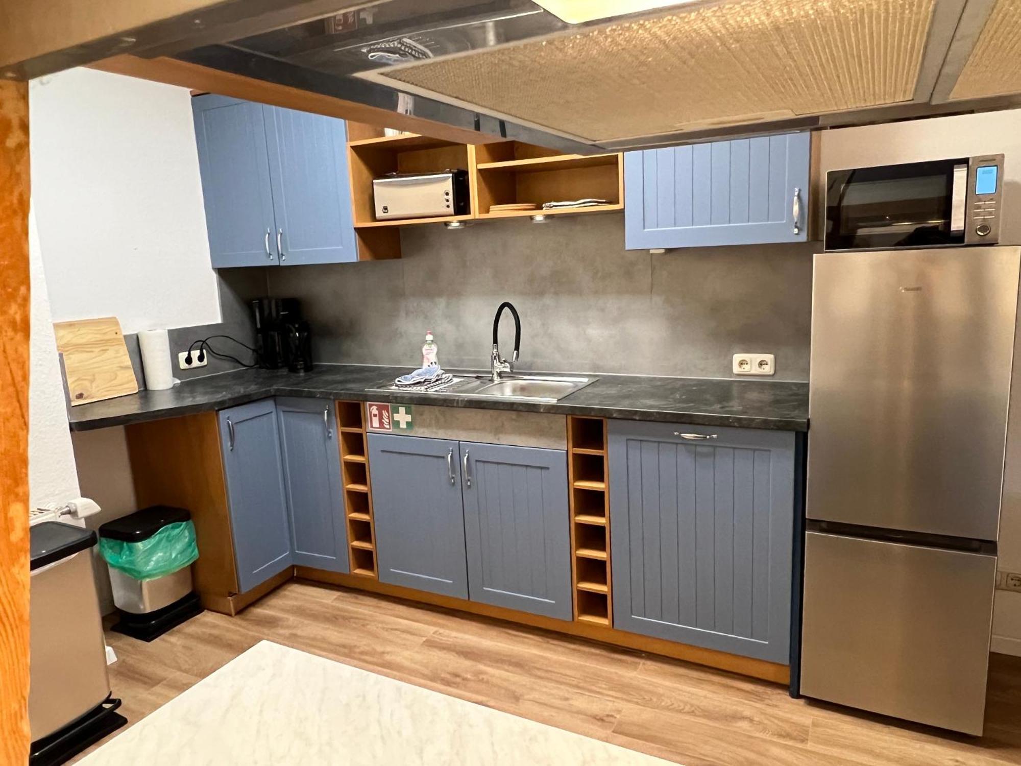 Apartment Humboldt 3 Schlafzimmer,Wifi, Netflix Parken, Terrasse, Klimatisiert, Naehe Zentrum Ена Экстерьер фото