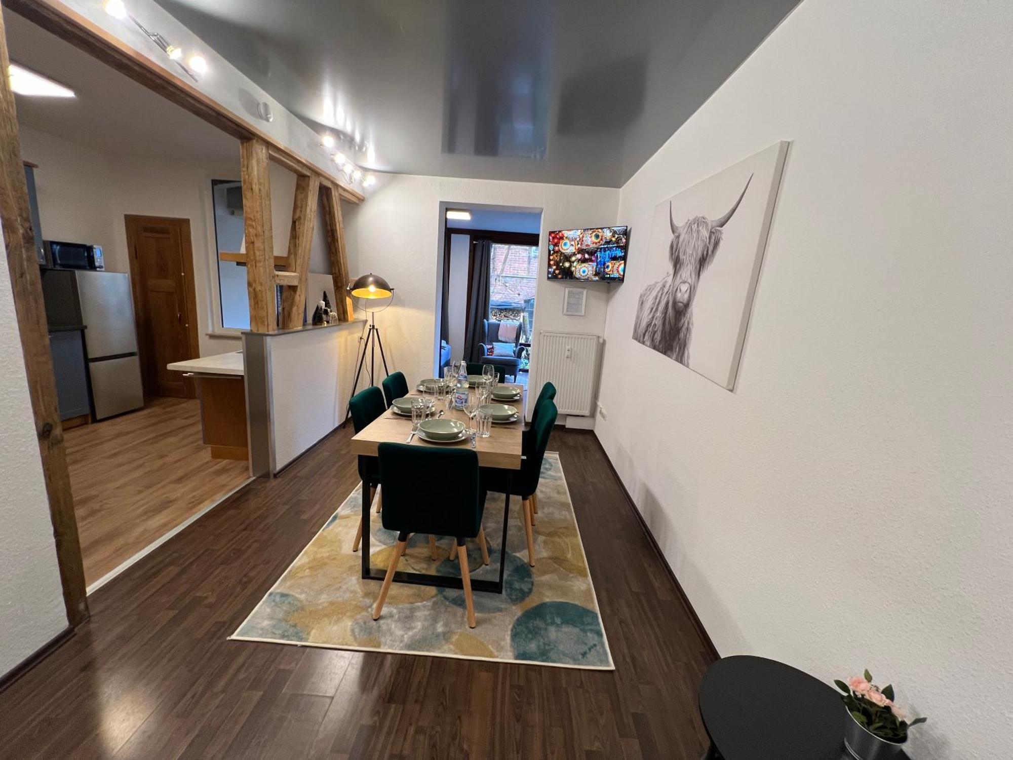Apartment Humboldt 3 Schlafzimmer,Wifi, Netflix Parken, Terrasse, Klimatisiert, Naehe Zentrum Ена Экстерьер фото