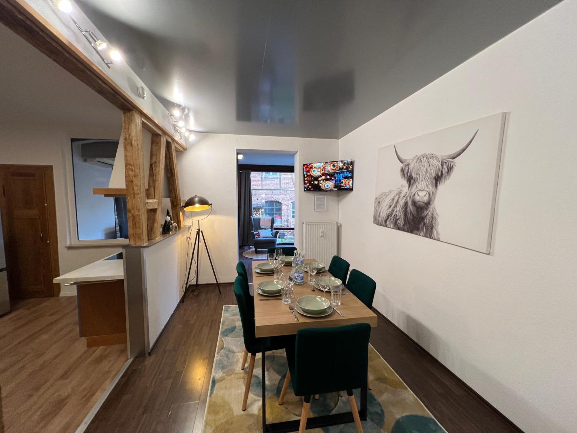 Apartment Humboldt 3 Schlafzimmer,Wifi, Netflix Parken, Terrasse, Klimatisiert, Naehe Zentrum Ена Экстерьер фото